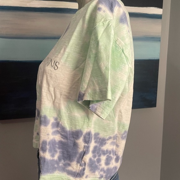 Calvin Klein Pastel Tie-Dye cropped T-Shirt NWOT Sz. Small - Picture 3 of 7